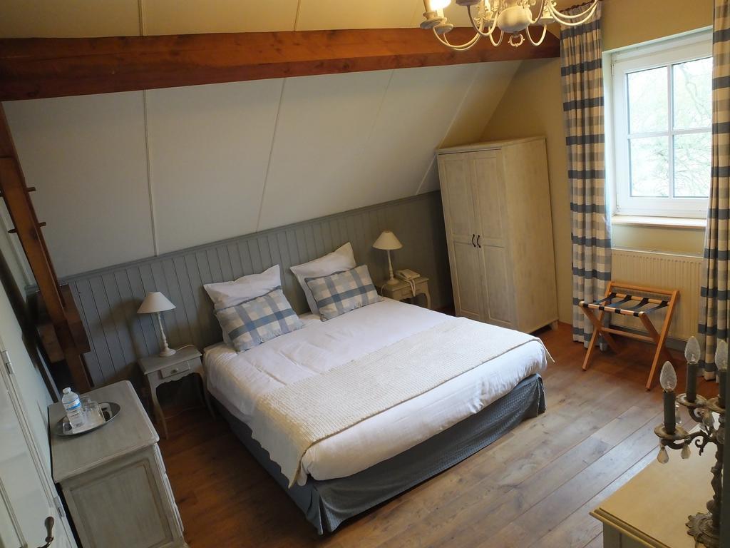 Hostellerie Au Coeur Du Spinois Rebecq-Rognon الغرفة الصورة